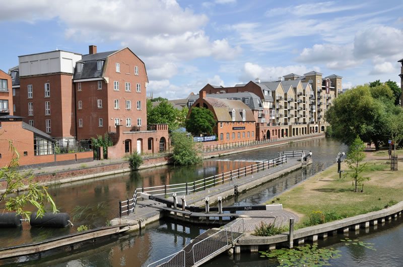 Reading-Kennet-Avon-Canal-.jpg